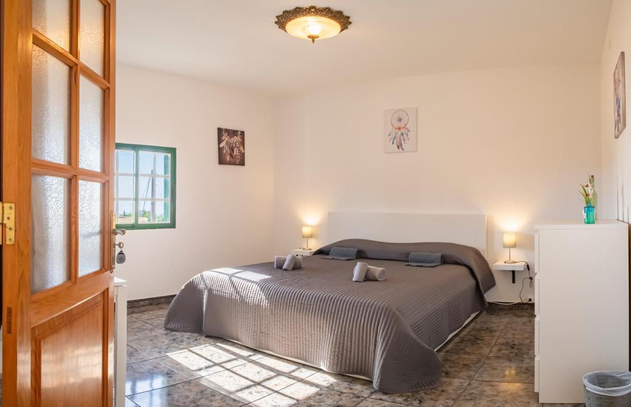 Vistalroque Bed and Breakfast Arona  Eksteriør billede