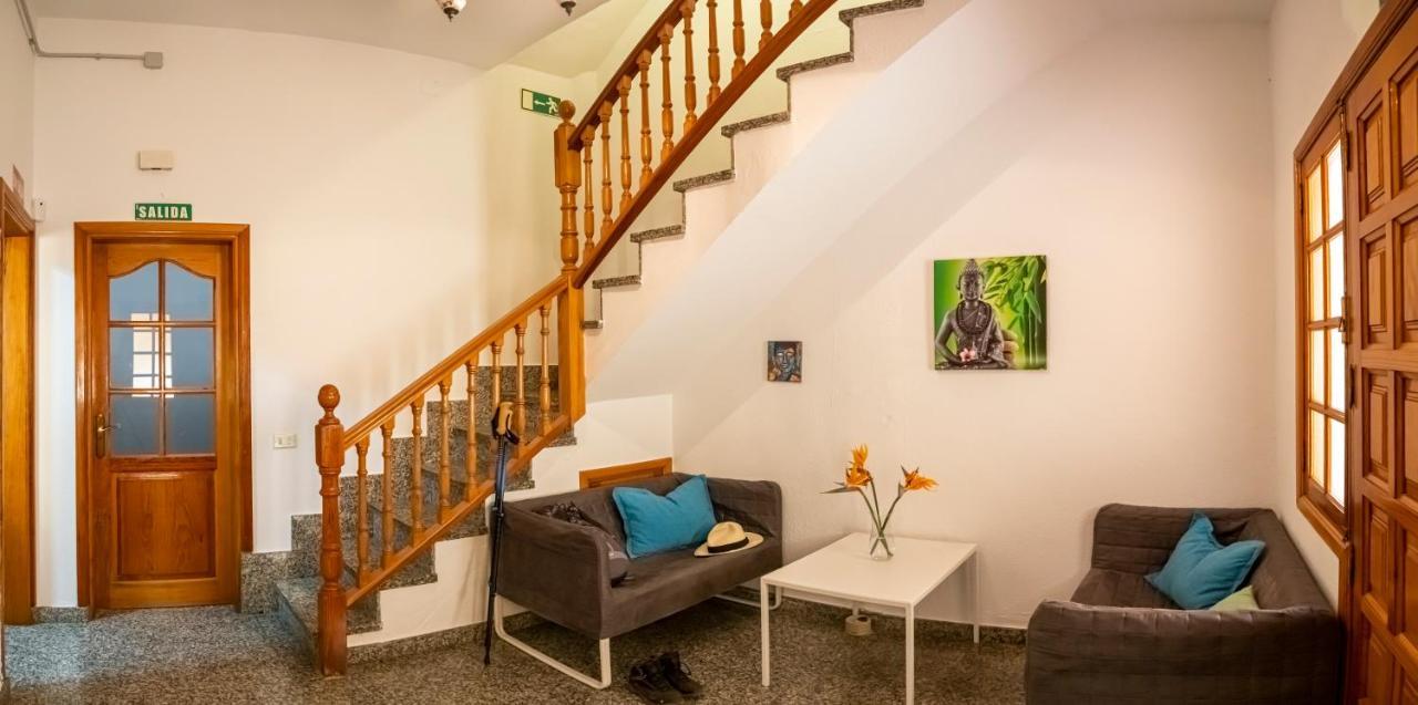 Vistalroque Bed and Breakfast Arona  Eksteriør billede